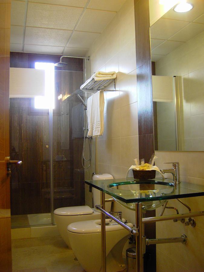 Llave De Granada Apartment Alcala La Real Phòng bức ảnh